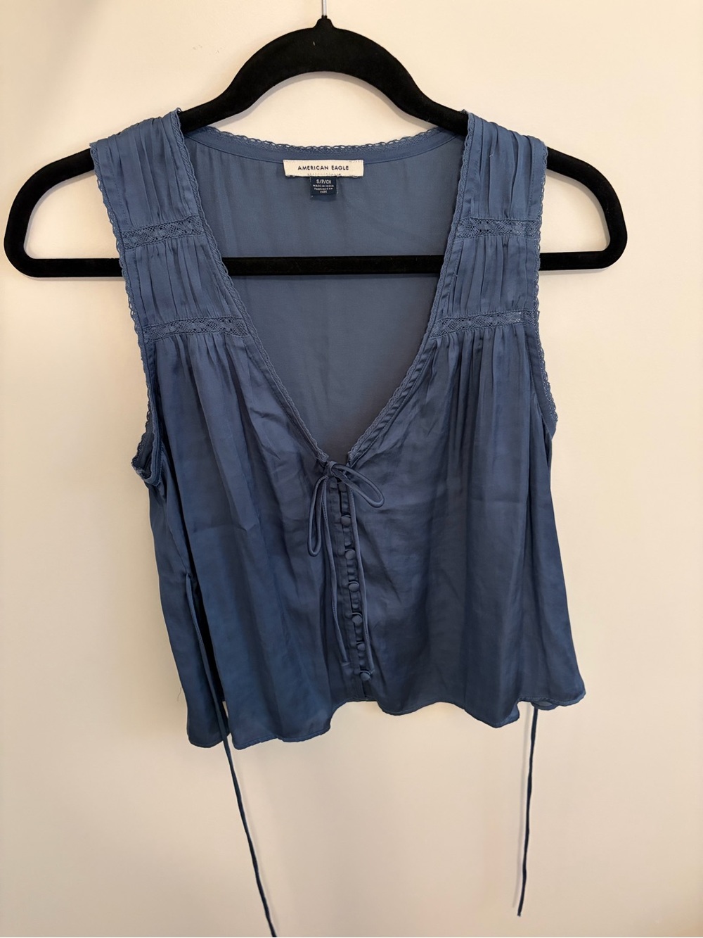 American Eagle Outfitters Blue Sleeveless Tie-Front V-Neck Top Size S